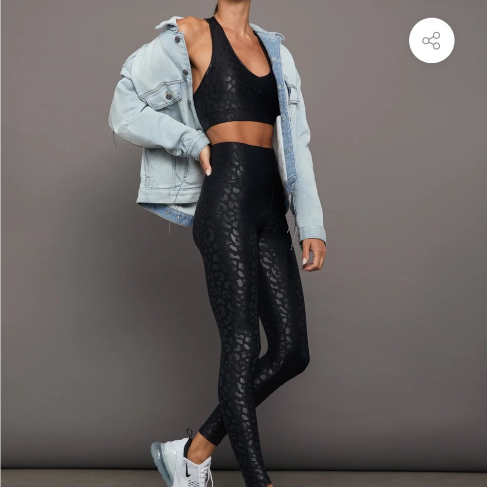 Ar 33 leopard leggings